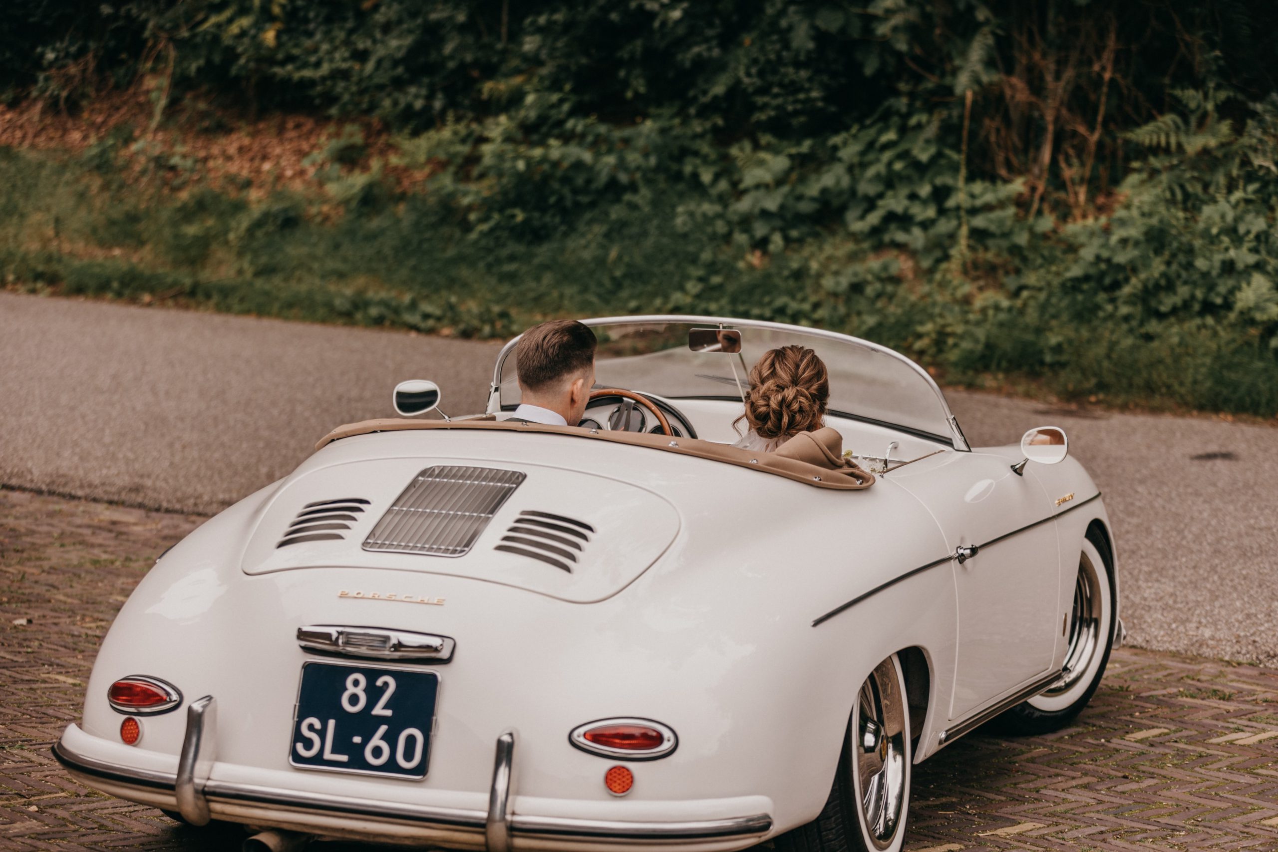 Porsche 356 Speedster, Klassiek Toeren Twente, Trouwauto, Wedding Jamie & Stefan _ The Wedding Shooters-313