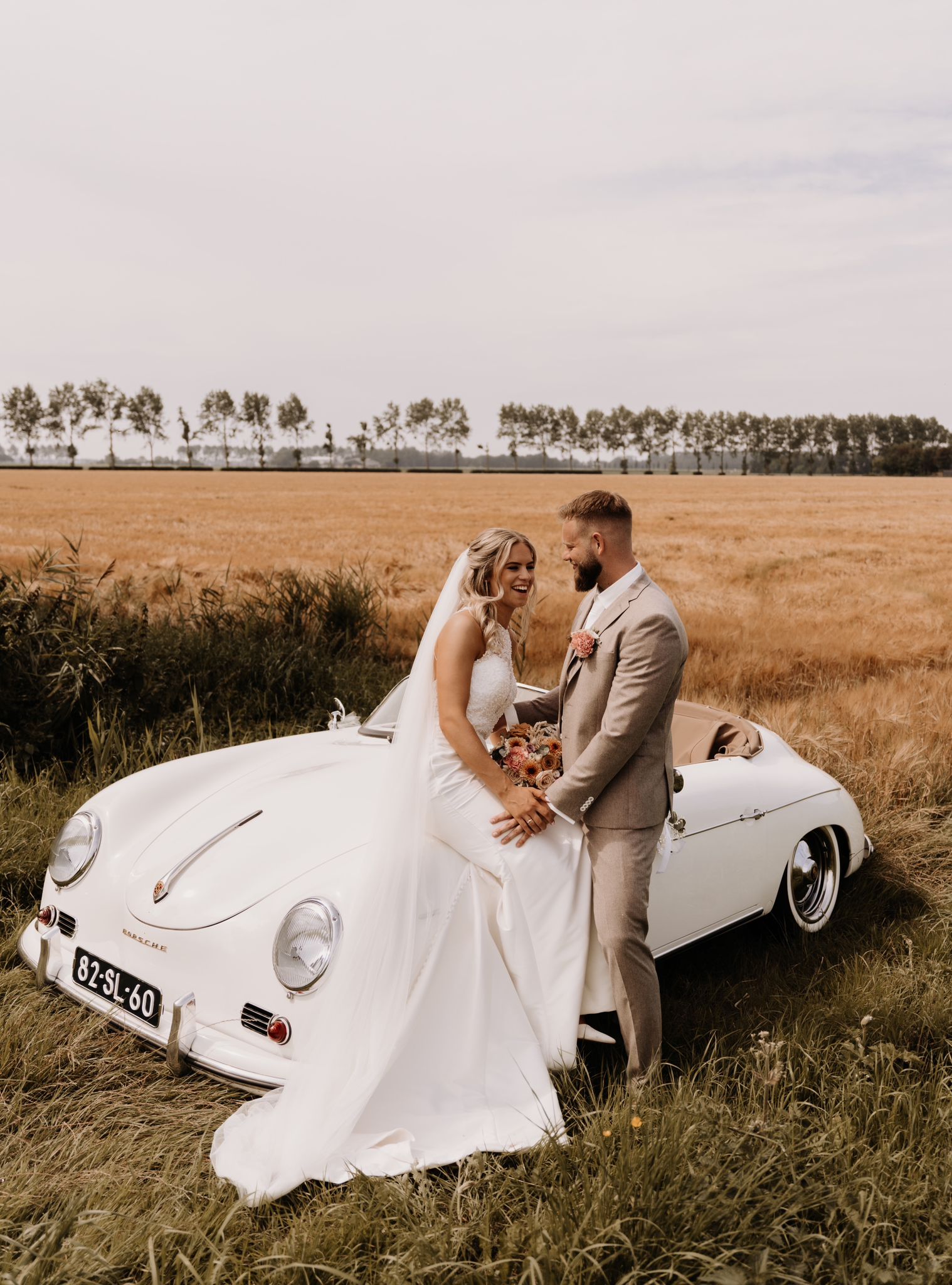 oldtimer-trouwauto-koppel